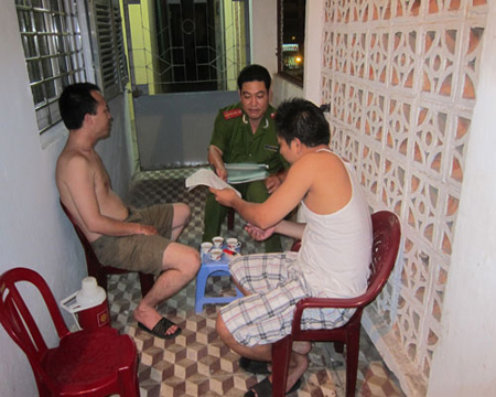 Thu phí đường bộ xe máy tại Hà Nội
